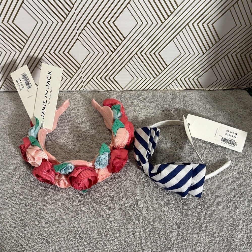 Janie and Jack headbands NWT set of 2 one with pink flowers and one‎ Blue Stripe